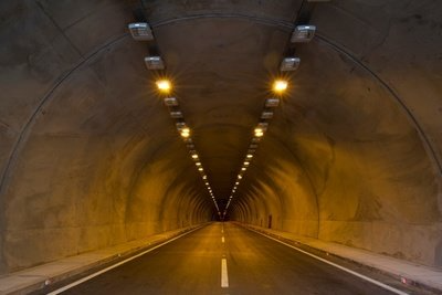 隧道.png